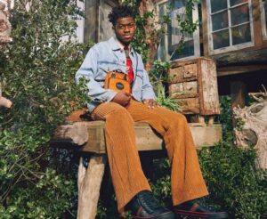 Lil Nas X в одежде коллекции Gucci из эконила.